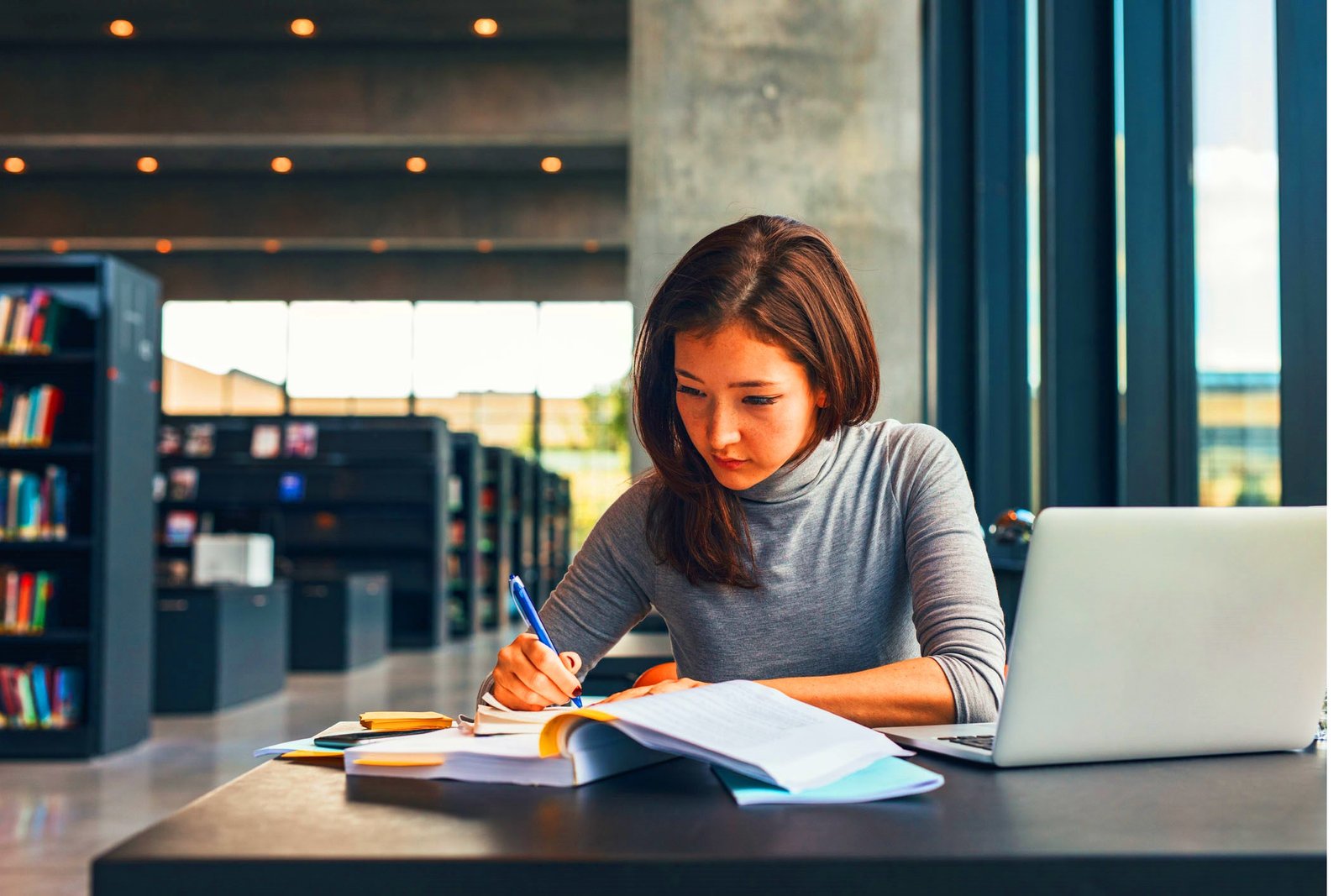 What Education Is Necessary to become a lawyer?